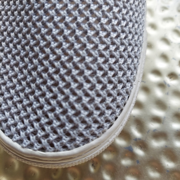 J/slides blue/gray sneakers netted mesh size 8 G 035 - Picture 4 of 10